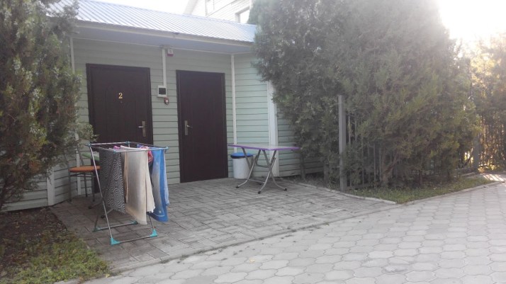 ПЕРЕД КОМНАТОЙ