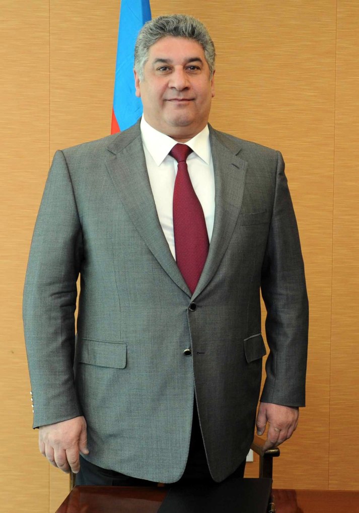 azad rəhimov.JPG